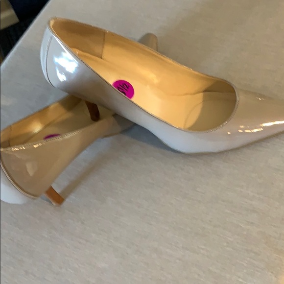 Pumps - Picture 2 of 2